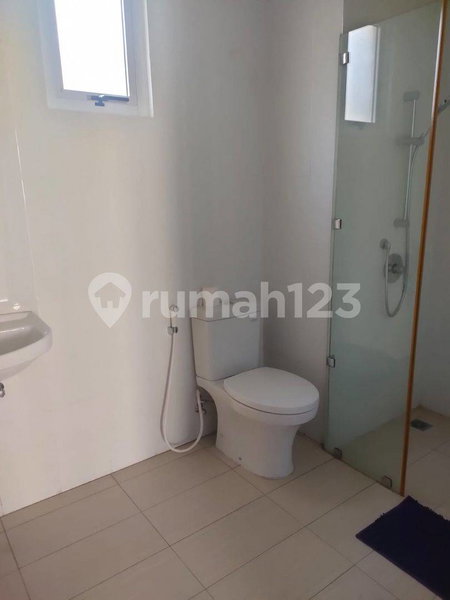 House for rent in Jakarta, Indonesia · Tebet · 4 rooms, 3 baths