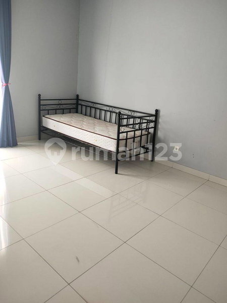 House for rent in Jakarta, Indonesia · Tebet · 4 rooms, 3 baths
