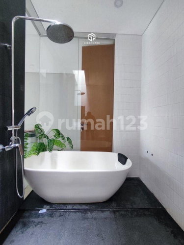 House for rent in Jakarta, Indonesia · Pasar Minggu · 3 rooms, 3 baths
