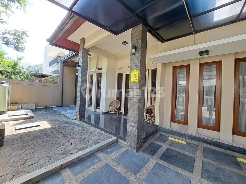 House for rent in Bandung, Indonesia · 4 rooms, 2 baths