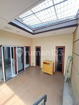House for rent in Bandung, Indonesia · 4 rooms, 2 baths