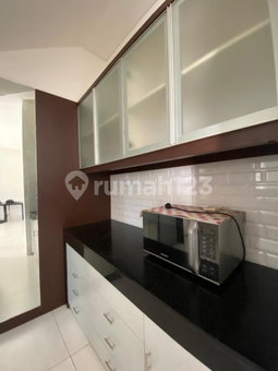 House for rent in Tangerang, Indonesia · Riding · 3 rooms, 2 baths