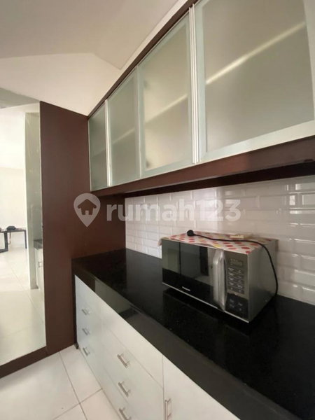 House for rent in Tangerang, Indonesia · Riding · 3 rooms, 2 baths