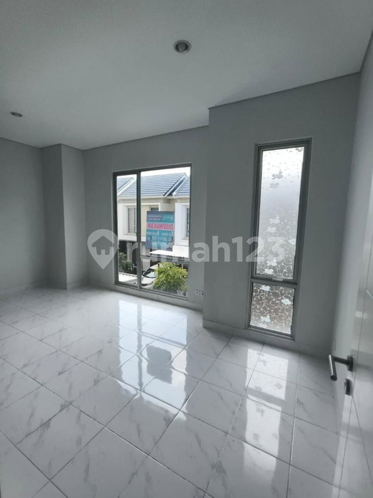 House for rent in Tangerang, Indonesia · Riding · 2 rooms, 2 baths