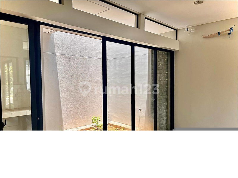 House for rent in Bandung, Indonesia · 4 rooms, 3 baths