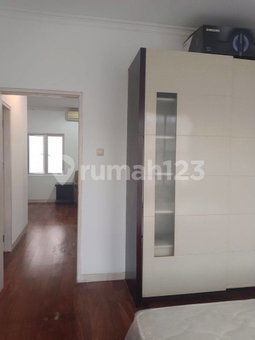 House for rent in Jakarta, Indonesia · Menteng · 4 rooms, 3 baths