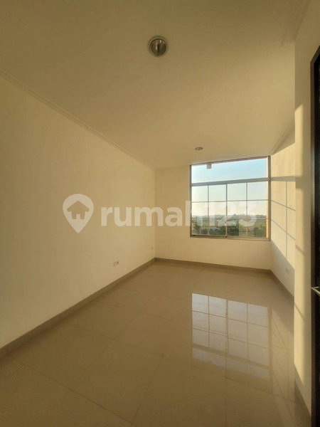 House for rent in Jakarta, Indonesia · Tebet · 3 rooms, 2 baths