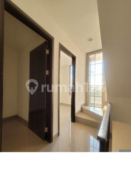 House for rent in Jakarta, Indonesia · Tebet · 3 rooms, 2 baths