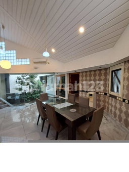 House for rent in Jakarta, Indonesia · Palmerah · 3 rooms, 2 baths