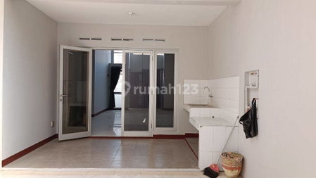 House for rent in Ciputat, Indonesia · Cengkareng · 2 rooms, 1 bath