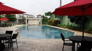 House for rent in Bandung, Indonesia · 4 rooms, 4 baths