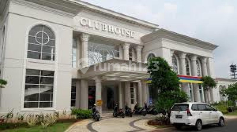House for rent in Bandung, Indonesia · 4 rooms, 4 baths