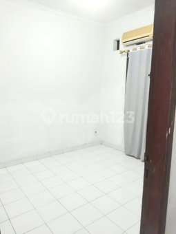 House for rent in Denpasar, Indonesia · 2 rooms, 1 bath