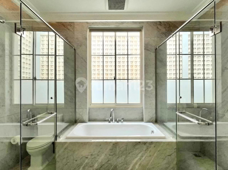 House for rent in South Jakarta, Indonesia · Cilandak · 4 rooms, 3 baths