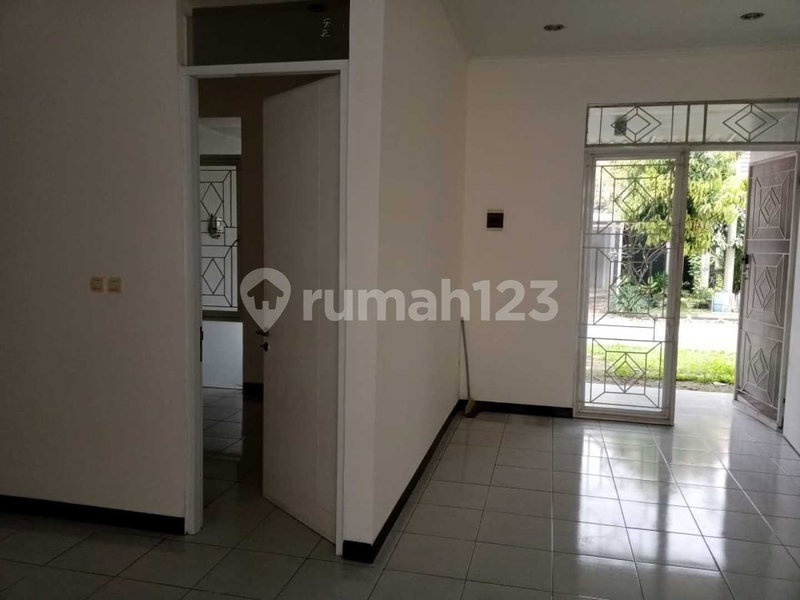 House for rent in Denpasar, Indonesia · 4 rooms, 3 baths