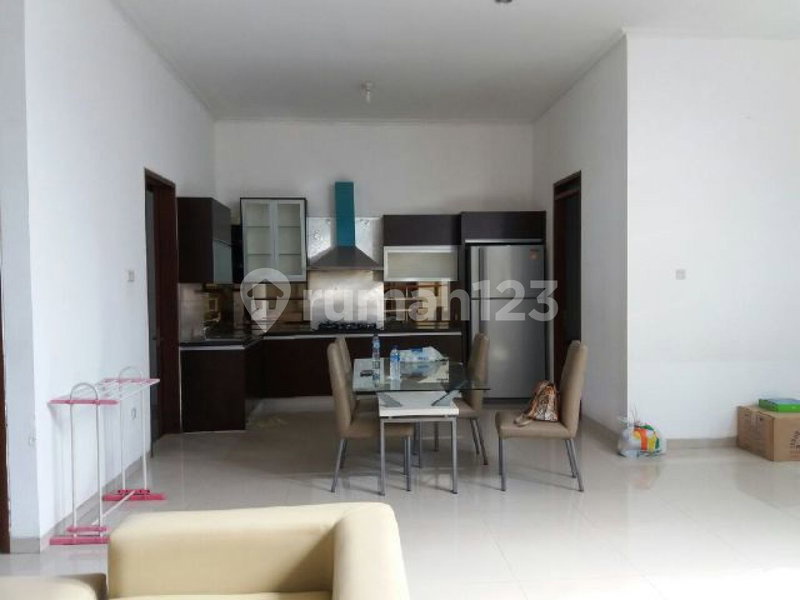 House for rent in West Jakarta, Indonesia · Cengkareng · 4 rooms, 3 baths