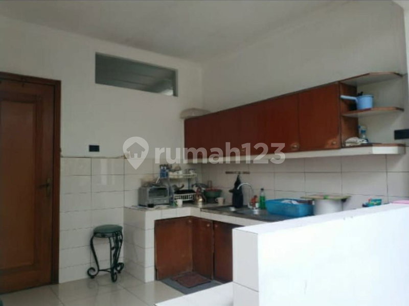 House for rent in West Jakarta, Indonesia · Cengkareng · 5 rooms, 3 baths