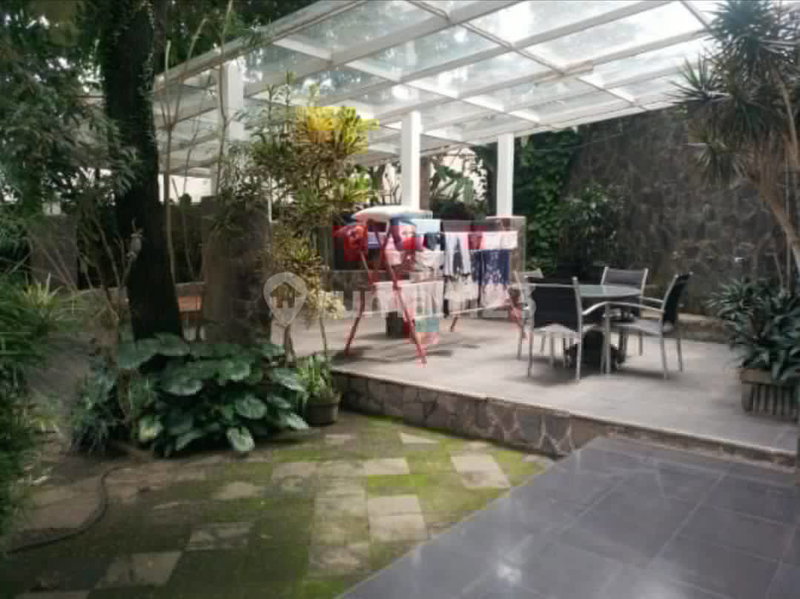 House for rent in West Jakarta, Indonesia · Cengkareng · 5 rooms, 3 baths