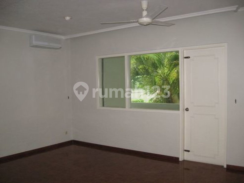 House for rent in West Jakarta, Indonesia · Cengkareng · 4 rooms, 3 baths