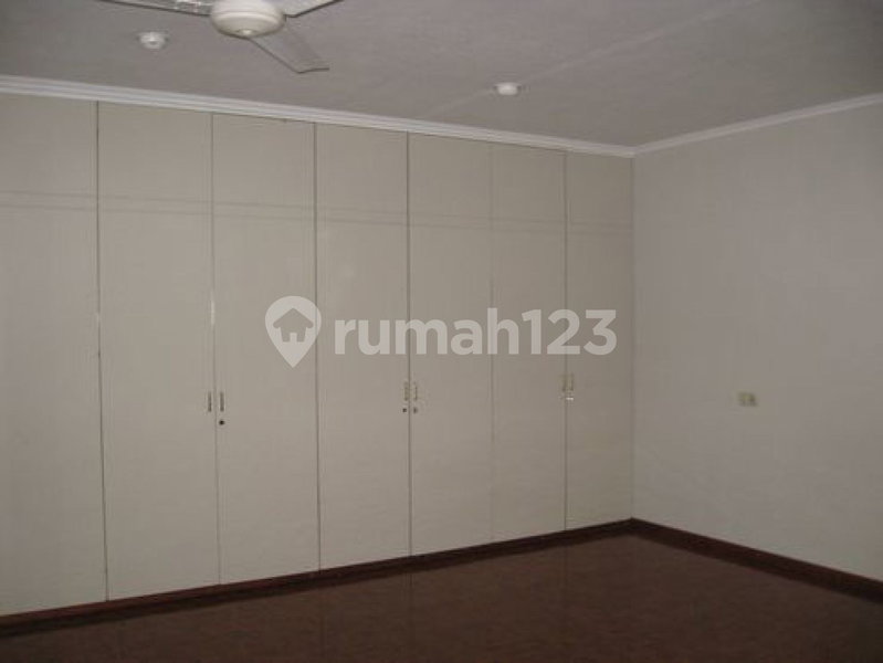 House for rent in West Jakarta, Indonesia · Cengkareng · 4 rooms, 3 baths
