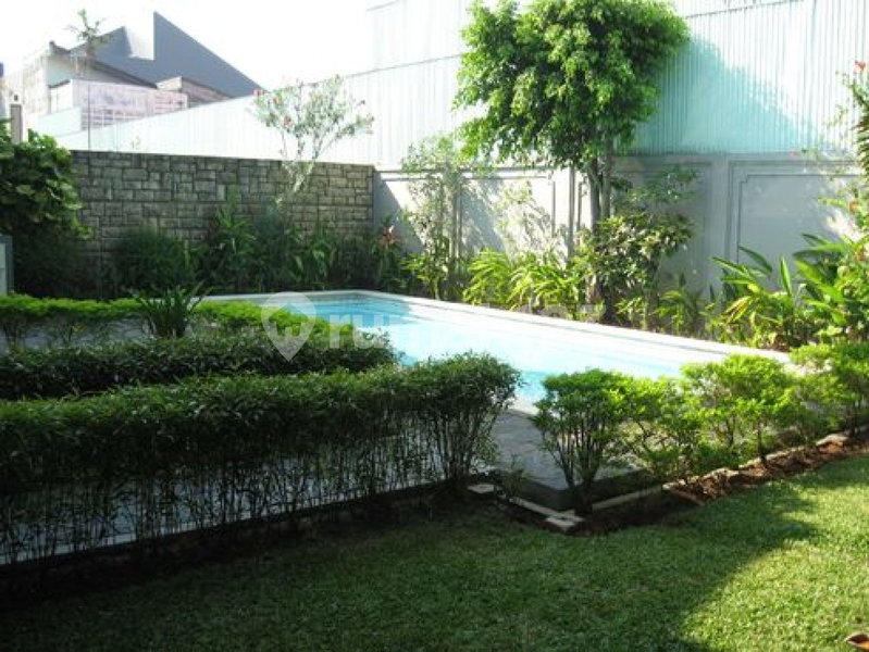 House for rent in West Jakarta, Indonesia · Cengkareng · 4 rooms, 3 baths
