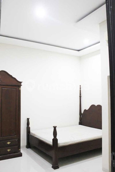 House for rent in Surabaya, Indonesia · 2 rooms, 2 baths