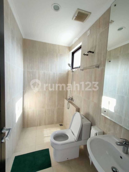 House for rent in Surabaya, Indonesia · 2 rooms, 2 baths