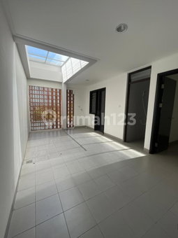 House for rent in Bogor, Indonesia · 4 rooms, 4 baths