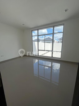 House for rent in Bogor, Indonesia · 4 rooms, 4 baths