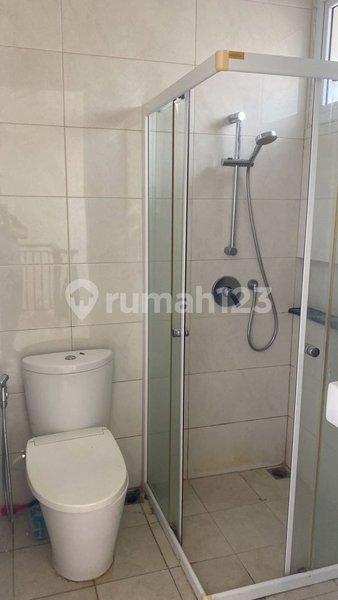 House for rent in Bogor, Indonesia · 4 rooms, 3 baths