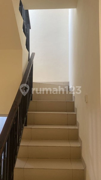 House for rent in Bogor, Indonesia · 4 rooms, 3 baths