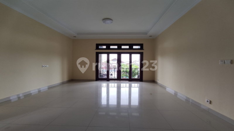 House for rent in Denpasar, Indonesia · 4 rooms, 5 baths