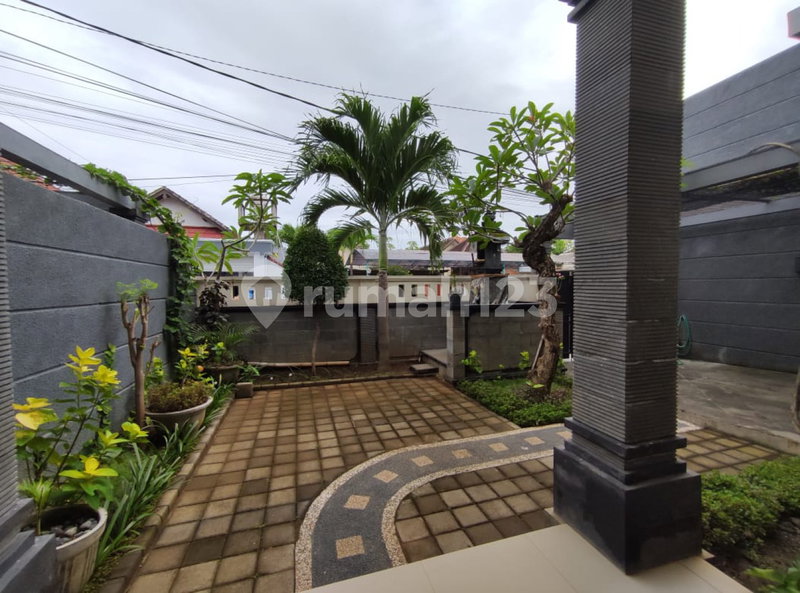 House for rent in Denpasar, Indonesia · 4 rooms, 5 baths