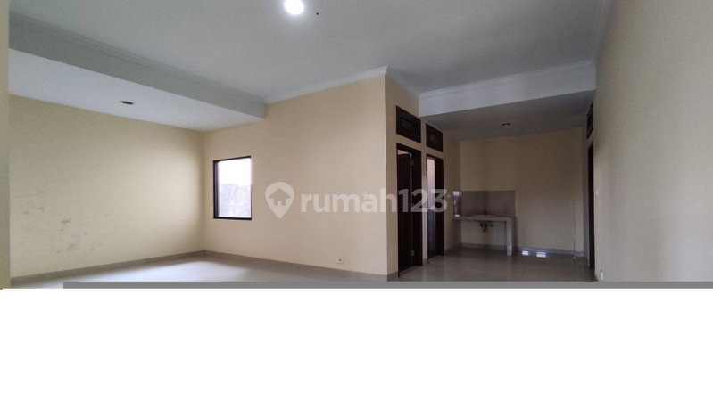 House for rent in Denpasar, Indonesia · 4 rooms, 5 baths