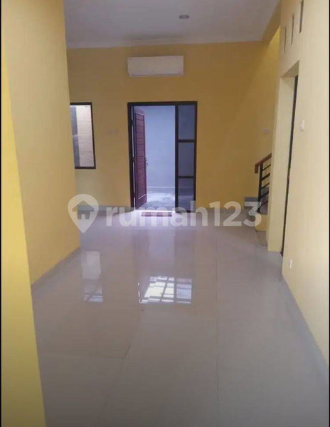 House for rent in Denpasar, Indonesia · 4 rooms, 2 baths