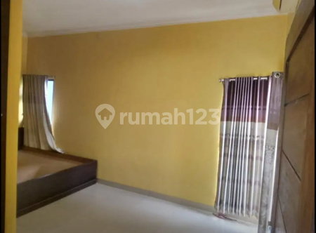House for rent in Denpasar, Indonesia · 4 rooms, 2 baths