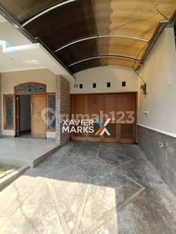 House for rent in Bandung, Indonesia · 3 rooms, 2 baths