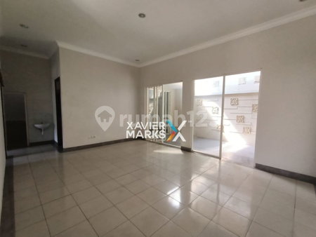 House for rent in Bandung, Indonesia · 3 rooms, 2 baths