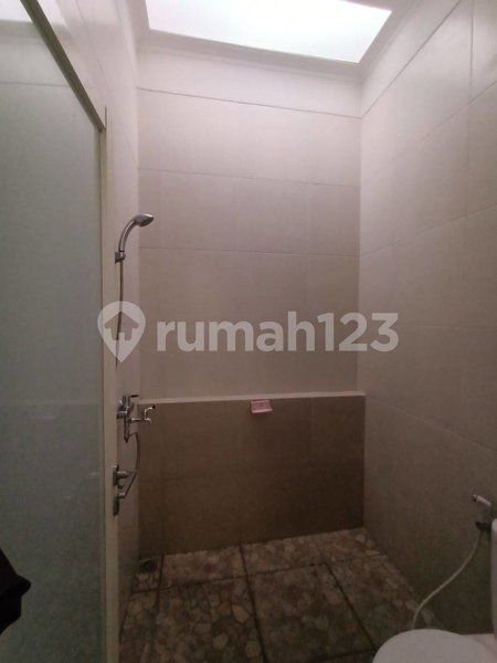 House for rent in Bandung, Indonesia · 3 rooms, 2 baths