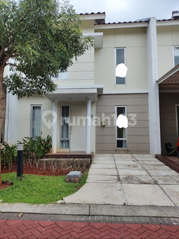 House for rent in Bandung, Indonesia · 3 rooms, 2 baths