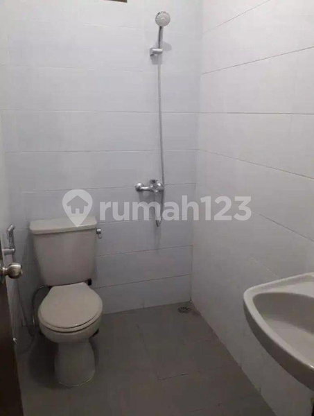 House for rent in Surabaya, Indonesia · 3 rooms, 3 baths