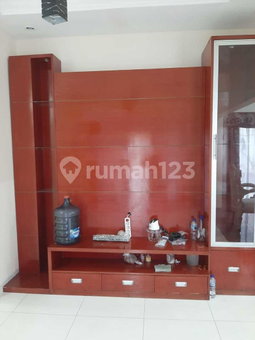 House for rent in Bogor, Indonesia · 4 rooms, 4 baths