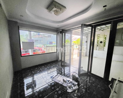 House for rent in Bandung, Indonesia · 3 rooms, 2 baths