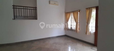 House for rent in Bandung, Indonesia · 3 rooms, 3 baths