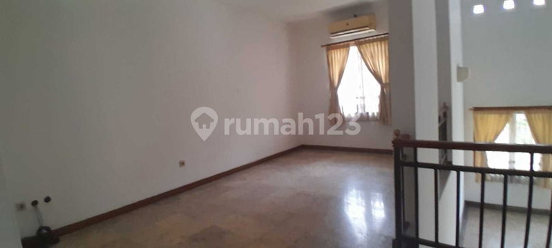 House for rent in Bandung, Indonesia · 3 rooms, 3 baths