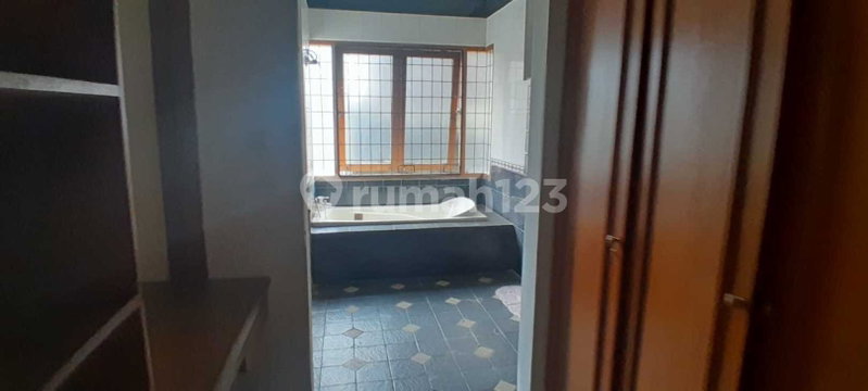 House for rent in Bandung, Indonesia · 3 rooms, 3 baths