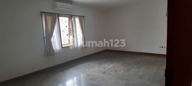 House for rent in Bandung, Indonesia · 3 rooms, 3 baths