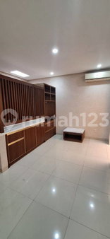 House for rent in Bandung, Indonesia · 3 rooms, 3 baths