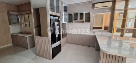 House for rent in Bandung, Indonesia · 3 rooms, 3 baths