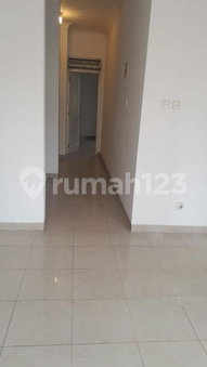 House for rent in Bandung, Indonesia · 3 rooms, 4 baths
